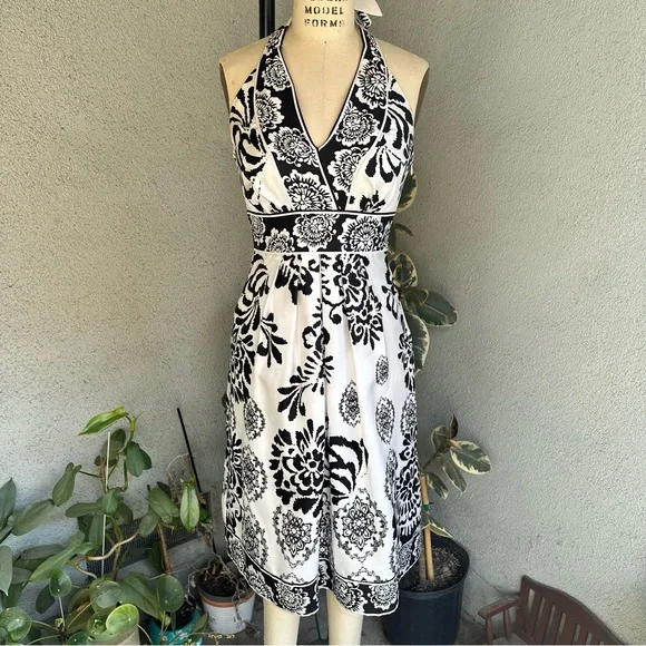 white house black market halter dress Glittering Mesh Long-Sleeve Fit & Flare Dress S main image 0